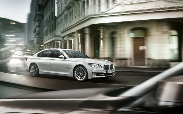 BMW 7 Series Sedan. Desktop wallpaper