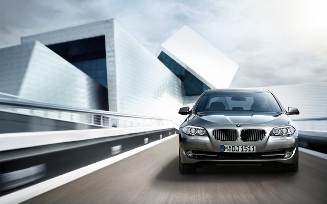 BMW 5 Series Sedan. Desktop wallpaper