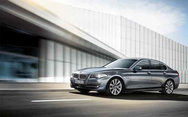 BMW 5 Series Sedan. Desktop wallpaper