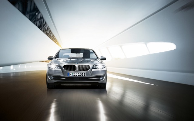 BMW 5 Series Sedan. Desktop wallpaper