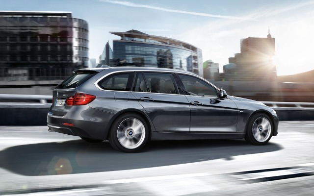 BMW 3 Series Touring. Desktop wallpaper