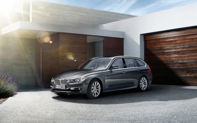 BMW 3 Series Touring. Desktop wallpaper