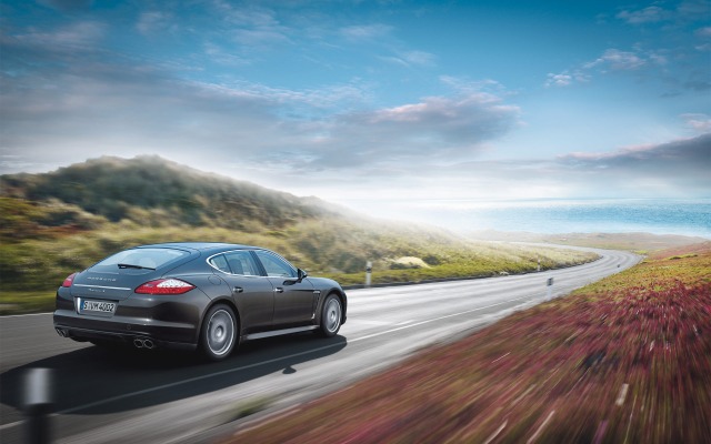 Porsche Panamera S 2012. Desktop wallpaper