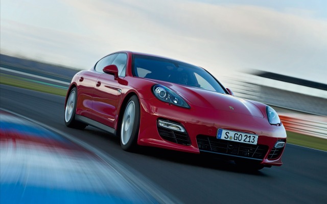 Porsche Panamera GTS 2012. Desktop wallpaper