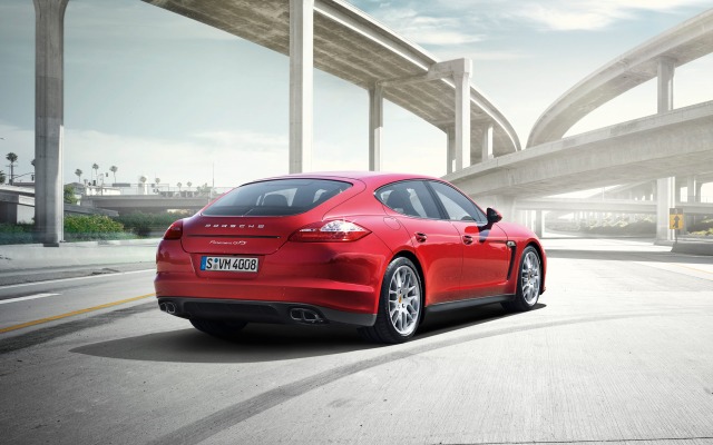 Porsche Panamera GTS 2012. Desktop wallpaper