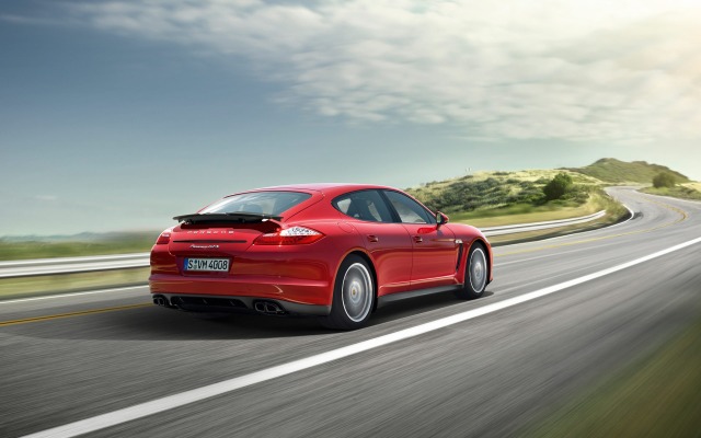 Porsche Panamera GTS 2012. Desktop wallpaper