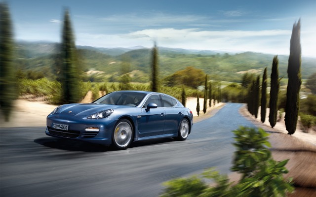 Porsche Panamera 4S 2012. Desktop wallpaper