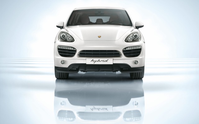 Porsche Cayenne S Hybrid 2012. Desktop wallpaper