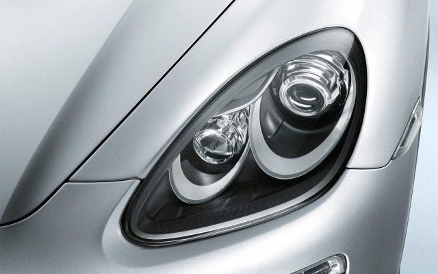 Porsche Cayenne 2012. Desktop wallpaper