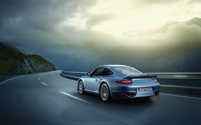 Porsche 911 Turbo S 2012. Desktop wallpaper