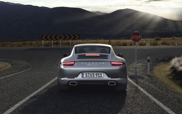 Porsche 911 Carrera 2012. Desktop wallpaper