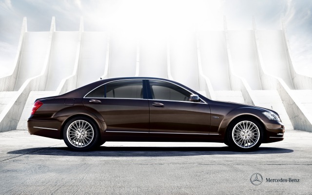 Mercedes-Benz S-Class 2013. Desktop wallpaper