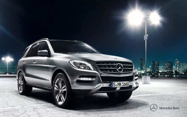 Mercedes-Benz M-Class 2013. Desktop wallpaper