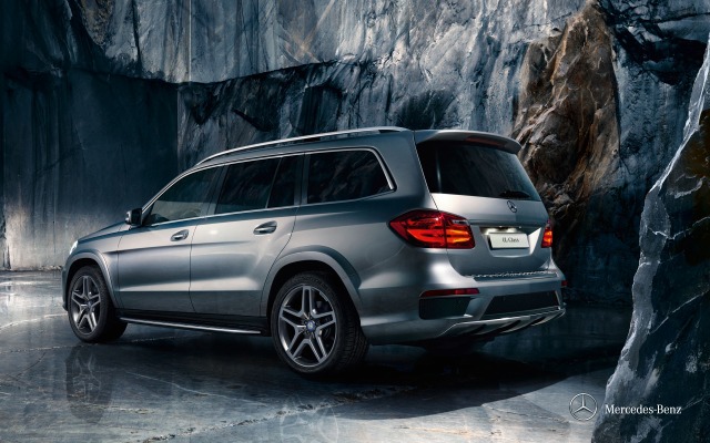 Mercedes-Benz GL-Class 2013. Desktop wallpaper