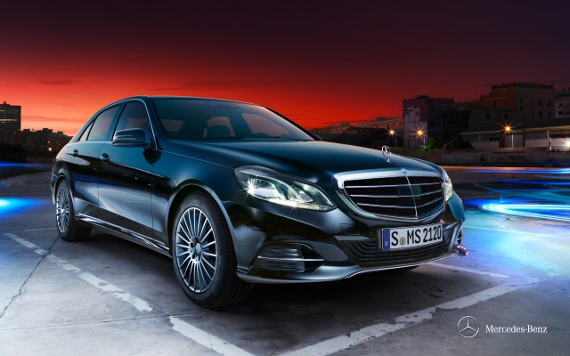 Mercedes-Benz E-Class Saloon 2013. Desktop wallpaper