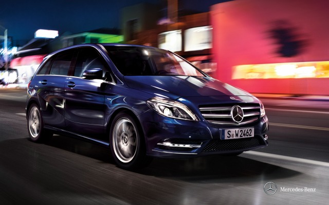 Mercedes-Benz B-Class 2013. Desktop wallpaper