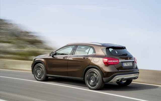 Mercedes-Benz GLA-Class 2015. Desktop wallpaper