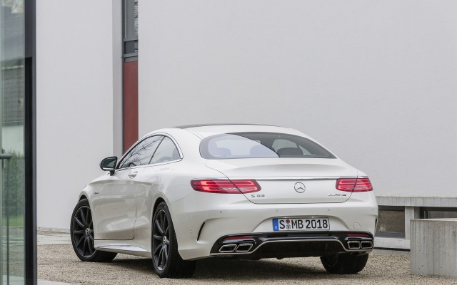 Mercedes-AMG S 63 Coupe 2015. Desktop wallpaper