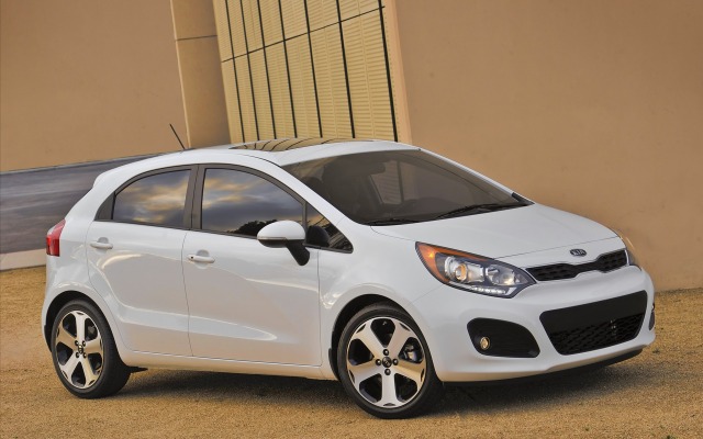 Kia Rio5 2012. Desktop wallpaper