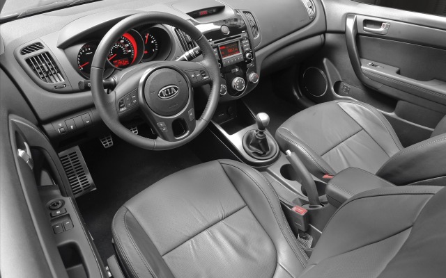 Kia Forte Koup 2011. Desktop wallpaper