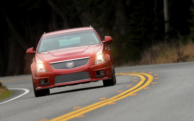 Cadillac CTS-V Wagon 2012. Desktop wallpaper