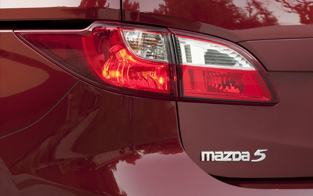 Mazda 5 2010. Desktop wallpaper