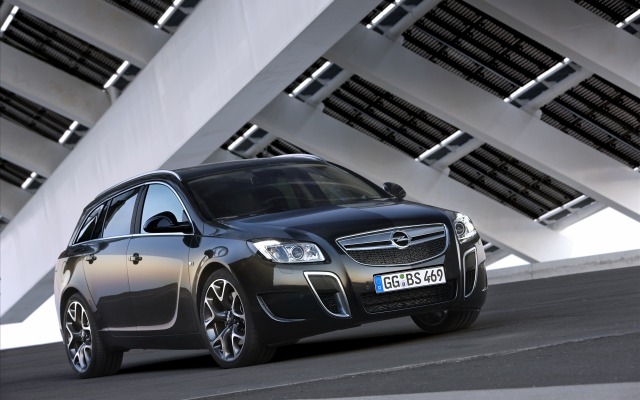 Opel Insignia OPC 2010. Desktop wallpaper