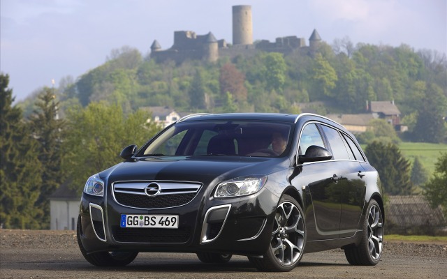 Opel Insignia OPC 2010. Desktop wallpaper