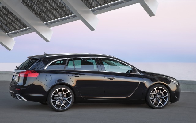 Opel Insignia OPC 2010. Desktop wallpaper