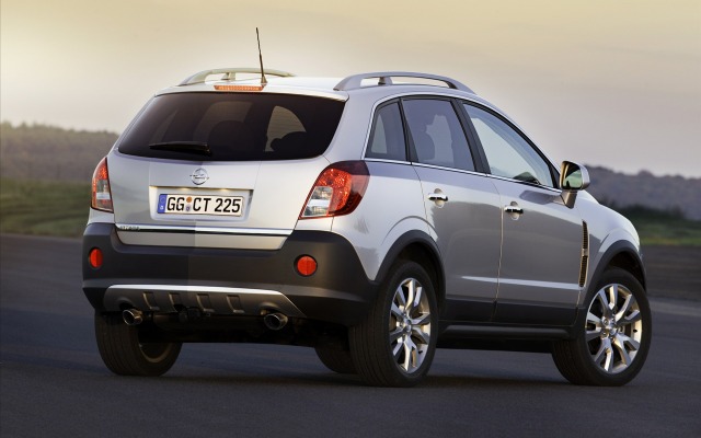 Opel Antara 2011. Desktop wallpaper