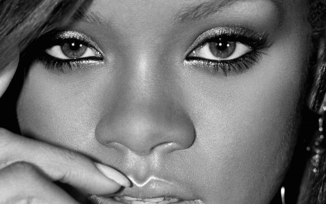 Rihanna. Desktop wallpaper