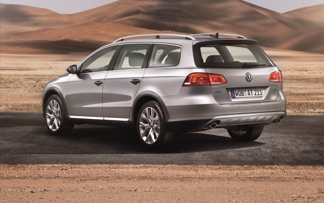 Volkswagen Passat Alltrack 2013. Desktop wallpaper