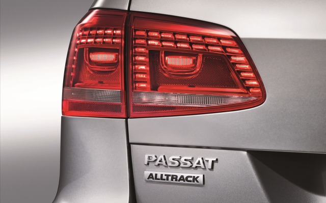 Volkswagen Passat Alltrack 2013. Desktop wallpaper