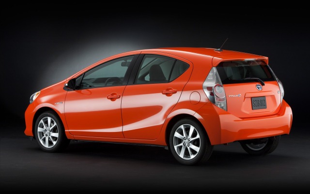 Toyota Prius C 2012. Desktop wallpaper