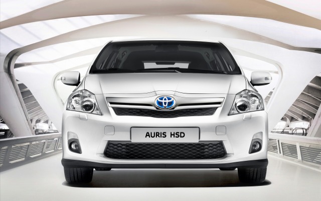 Toyota Auris HSD 2011. Desktop wallpaper