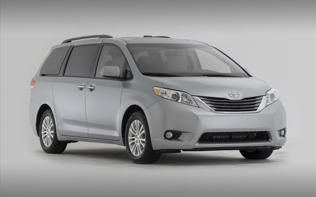 Toyota Sienna 2011. Desktop wallpaper