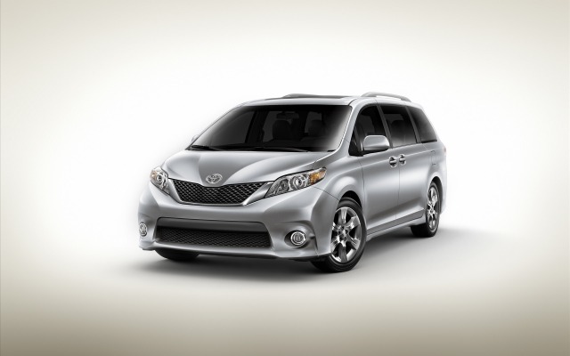 Toyota Sienna 2011. Desktop wallpaper