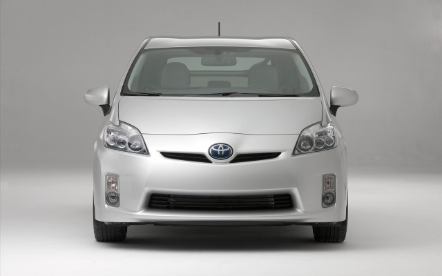 Toyota Prius 2010. Desktop wallpaper