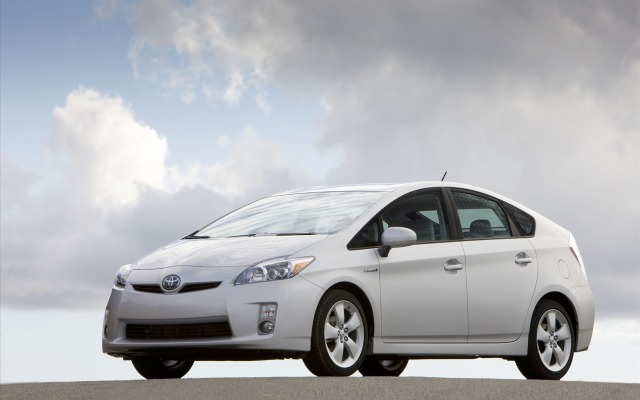 Toyota Prius 2010. Desktop wallpaper