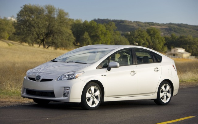 Toyota Prius 2010. Desktop wallpaper