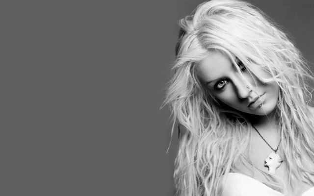 Christina Aguilera. Desktop wallpaper