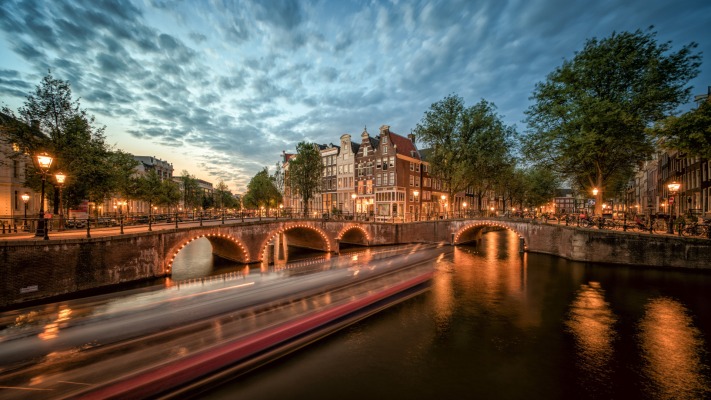 Cities. Desktop wallpaper