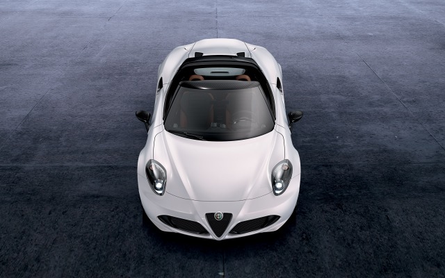 Alfa Romeo 4C 2015. Desktop wallpaper