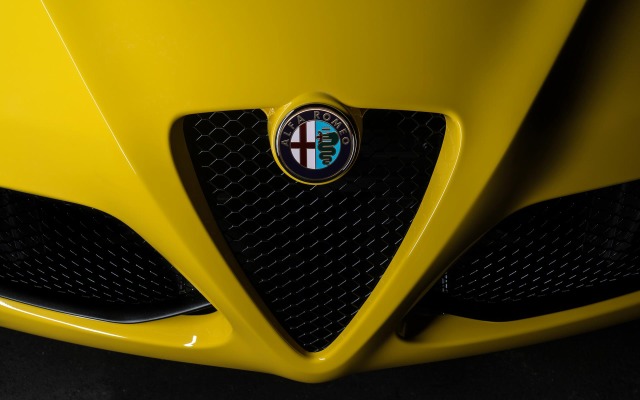 Alfa Romeo 4C Spider 2015. Desktop wallpaper