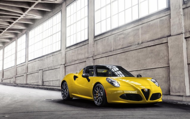 Alfa Romeo 4C Spider 2015. Desktop wallpaper