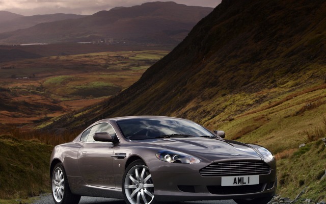 Aston Martin. Desktop wallpaper