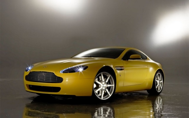 Aston Martin. Desktop wallpaper