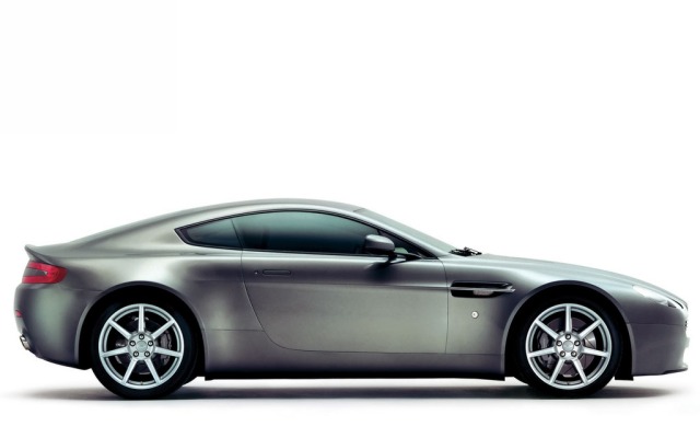 Aston Martin. Desktop wallpaper