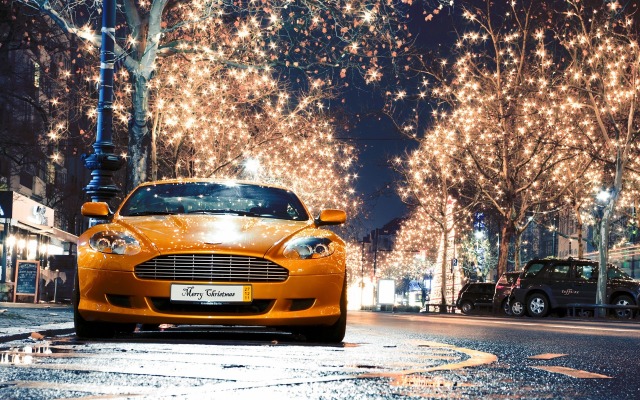 Aston Martin. Desktop wallpaper