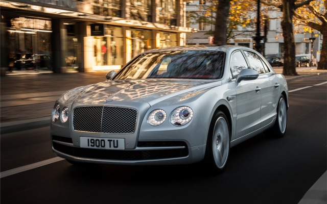 Bentley Continental Flying Spur V8 2015. Desktop wallpaper